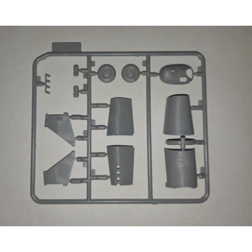 Сборная модель самолета Сборная модель 1:32 Японский учебный самолет Ki-86a:K9W1 "Cypress" ICM 32032 1:32