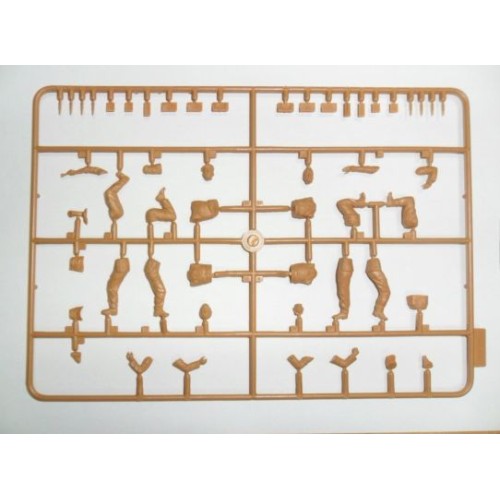 Фігури та мініатюри Екіпаж французького бронеавтомобіля (1940 р.)