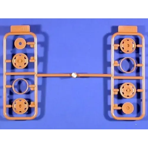 Авто-мото Сборная модель 1:35 Немецкий пожарный автомобиль L1500S LF 8 ICM 35527