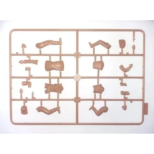 Авто-мото Сборная модель 1:24 Пожарный автомобиль с экипажем T 1914 ICM 24017