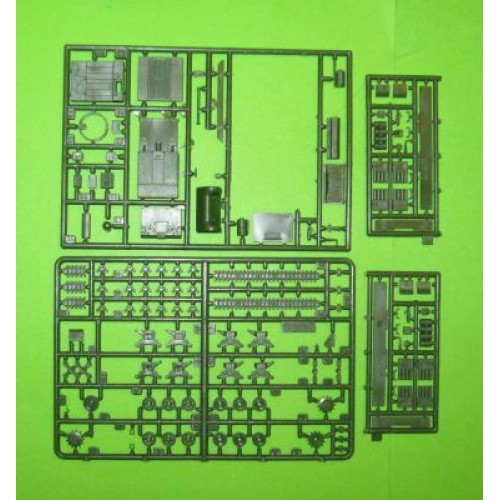 Бронетехника и артиллерия 105-мм самоходная гаубица М7Б1 1:72