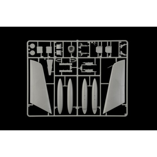 Сборная модель самолета Cборная модель 1:48 Самолет North American FJ-2:3 Fury Италери 2811 1:48