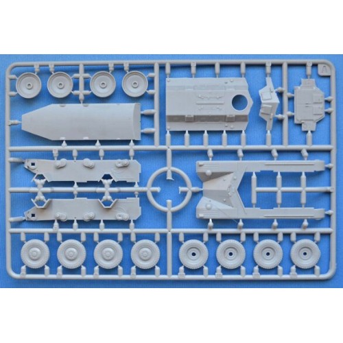 Бронетехника и артиллерия Французский бронетранспортер EBR-ETT на базе бронемашины Panhard EBR.