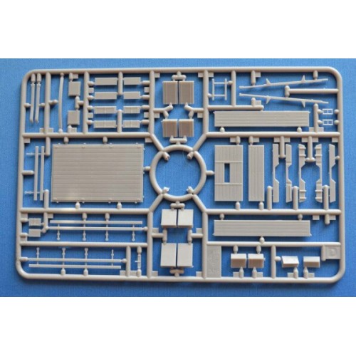 Авто-мото Збірна модель 1:72 Німецька вантажівка V-8 модель 51 ACE 72585