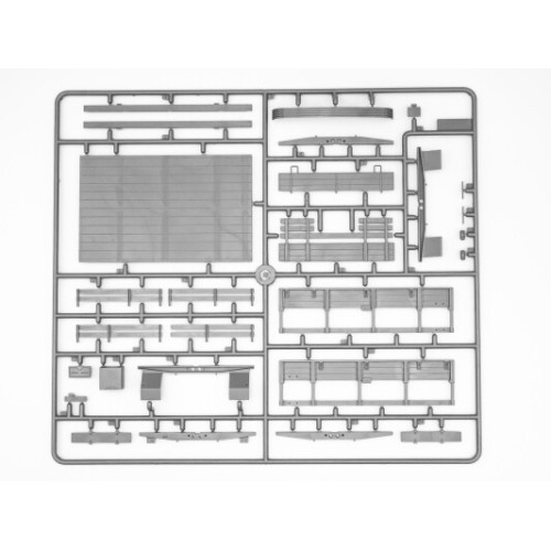 Бронетехника и артиллерия ICM35515 ZiL-131 Soviet Army truck