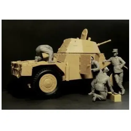 Фігури та мініатюри Екіпаж французького бронеавтомобіля (1940 р.)