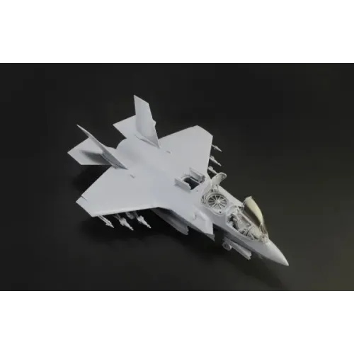 Збірна модель літака Збірна модель 1:72 Літак F-35 B Lightning II Italeri 1425 1:72