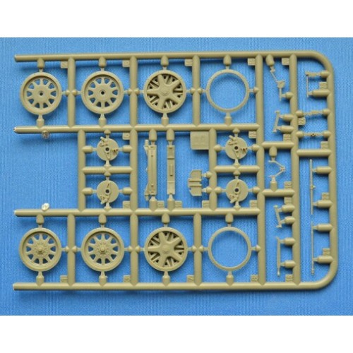 Бронетехника и артиллерия Итальянская полевая пушка 105/28 с прорезиненными колесами