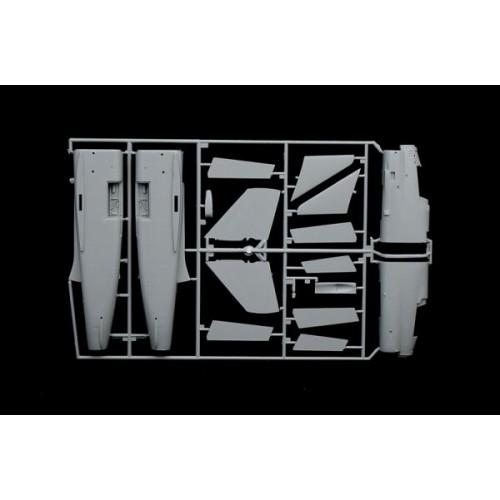 Сборная модель самолета Сборная модель 1:48 Самолет А-7Е Корсар II Италери 2797 1:48