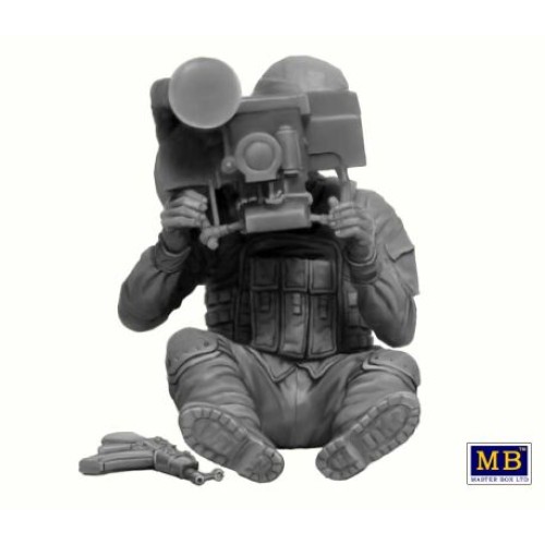 Фігури та мініатюри Збірна модель 1:35 фігури Український протитанковий розрахунок "Джавелін" MasterBox35229