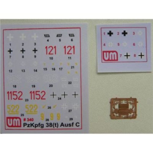 Вагони та поїзди Танкоперевізна платформа з танком Pz. Kpfw38 (т)