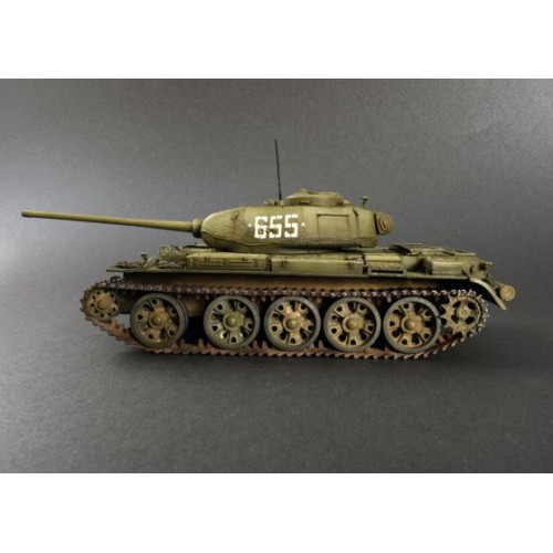 Бронетехника и артиллерия Средний танк Т-44 M 1:35