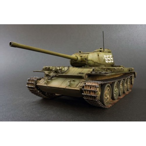 Бронетехника и артиллерия Средний танк Т-44 M 1:35