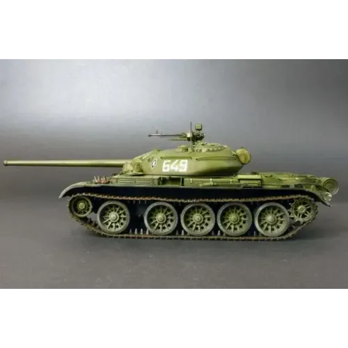 Бронетехніка та артилерія Збірна модель 1:35 Радянський середній танк Т-54-2 зр. 1949 р. MiniArt 37012