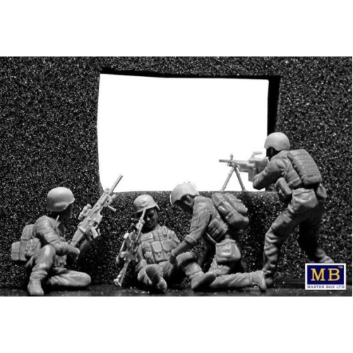 Фігури та мініатюри «Під вогнем. Сучасна піхота США»