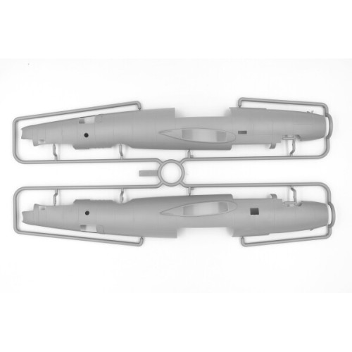 Сборная модель самолета Сборная модель 1:48 Набор "Завоеватели неба Европы" ICM 48324 1:48