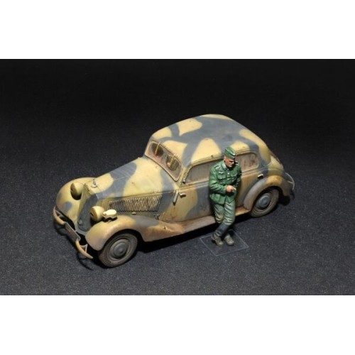 Авто-мото Збірна модель 1:35 Німецький автомобіль Typ 170V Saloon MiniArt 35203