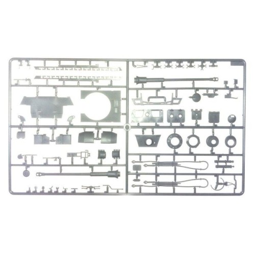 Бронетехника и артиллерия Танк "Королевский Тигр" (позднего производства) с полным интерьером и наборными траками гусениц 1:35