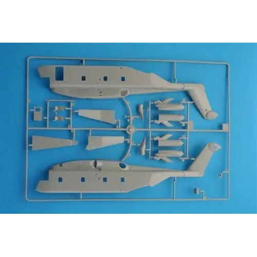 Вертолёты Сборная модель 1:72 Вертолет MH-53E Sea Dragon Италери 1065