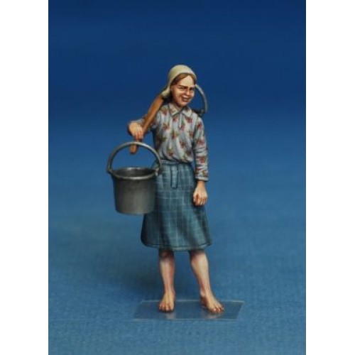 Фигуры и миниатюры Сборная модель 1:35 Фигуры Советские сельские жители МиниАрт 38011