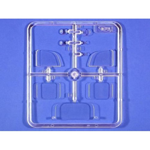 Авто-мото Збірна модель 1:35 Німецький легкий пожежний автомобіль L1500S LF 8 ICM 35527