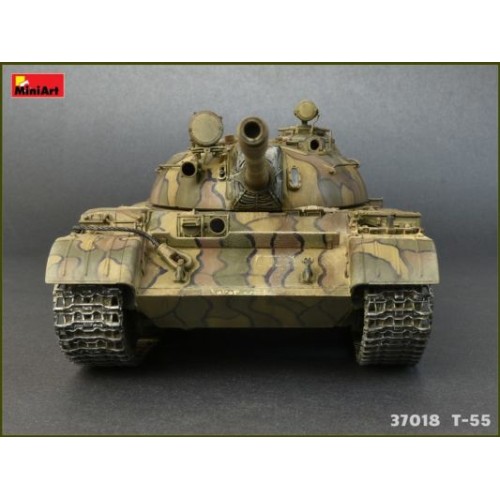 Бронетехника и артиллерия Средний танк Т-55 образца 1963 г. с интерьером