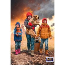 Серія Російсько-українська війна, комплект №5. Біженці. березень 2022 р.