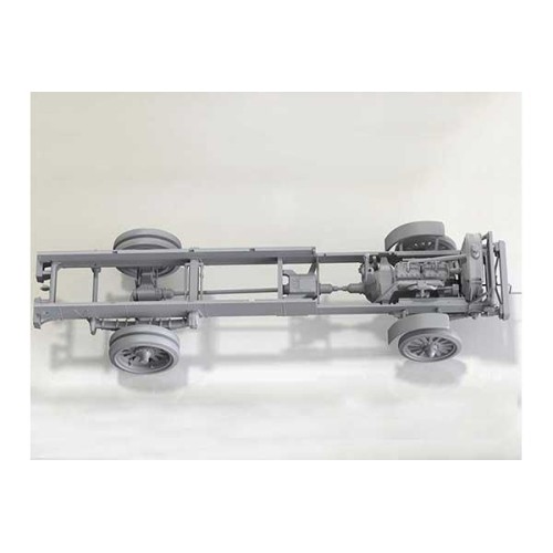 Бронетехніка та артилерія Американська армійська вантажівка Standard B "Liberty" 1:35