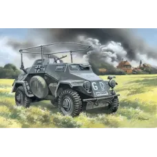ICM72421 Sd.Kfz.223 WWII німецький радіомобіль