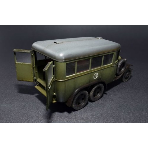 Авто-мото Штабной автобус ГАЗ-05-193 1:35