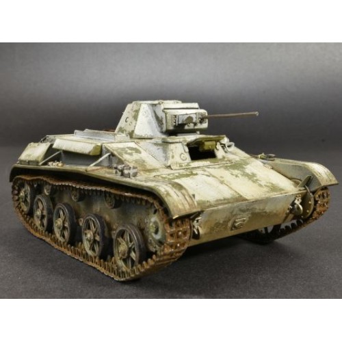 Бронетехника и артиллерия Легкий танк Т-60 завода №37, ранних выпусков с интерьером 1:35