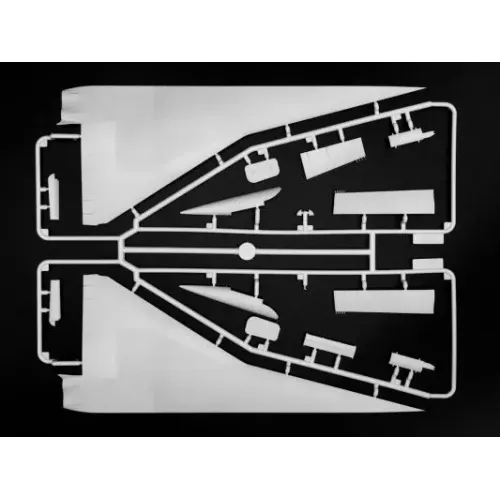 Сборная модель самолета Сборная модель 1:144 Сверхзвуковой пассажирский самолёт Ту-144 ICM 14401 1:144