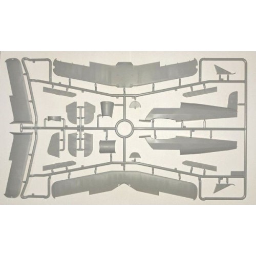 Сборная модель самолета Сборная модель 1:32 Учебно-тренировочный самолет Bücker Bü 131B ICM 32031 1:32