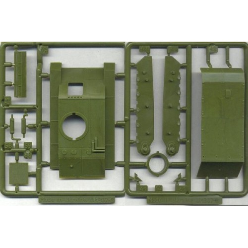 Бронетехника и артиллерия Советский легкий танк T-80 (UM307) Масштаб: 1:72