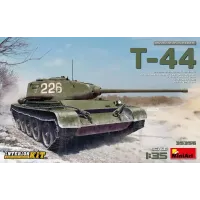 Збірна модель 1:35 Танк Т-44 з інтер'єром Miniart 35356