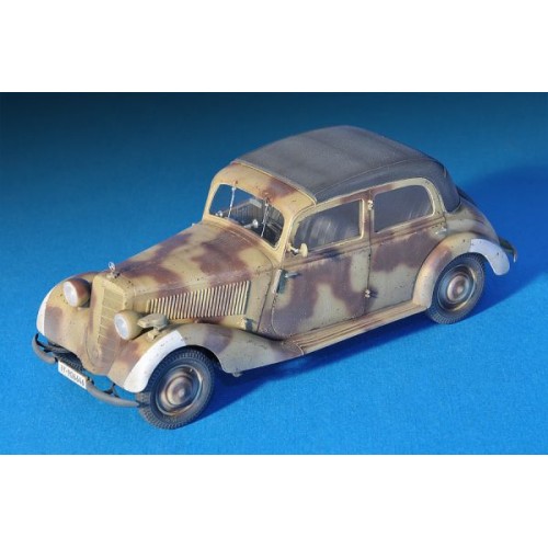 Бронетехника и артиллерия Сборная модель 1:35 Немецкий автомобиль МБ ТИП 170V Кабрио салон Миниарт 35103