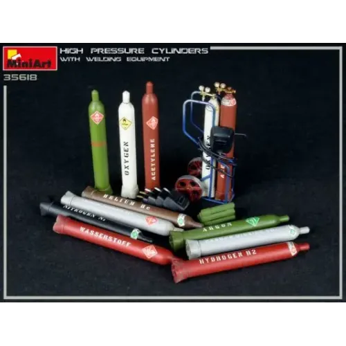 Набори деталіровки Збірна модель 1:35 Набір Балони високого тиску зі зварювальним обладнанням MiniArt 35618