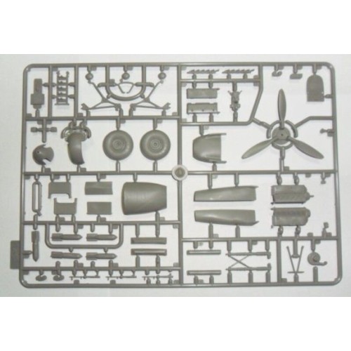 Сборная модель самолета Do 215 B-5 1:48
