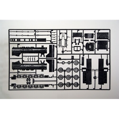 Вагоны и поезда Сборная модель 1:87 Немецкий Локомотив BR50 Италери 8702