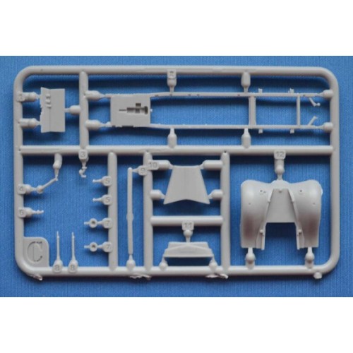 Авто-мото Сборная модель 1:72 Грузовик с решетчатым кузовом V-8, США, 1936:37 гг. ACE 72584