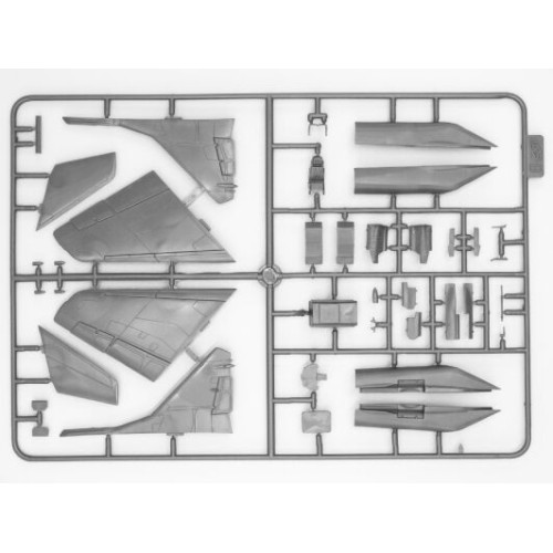 Сборная модель самолета Сборная модель 1:72 Советский военный аэродром 1980-х ICM DS7203 1:72