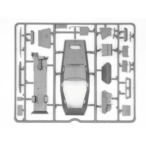 Бронетехніка та артилерія Збірна модель 1:35 Німецький бронеавтомобіль Sd.Kfz. 247 Ausf.B з екіпажем ICM 35111