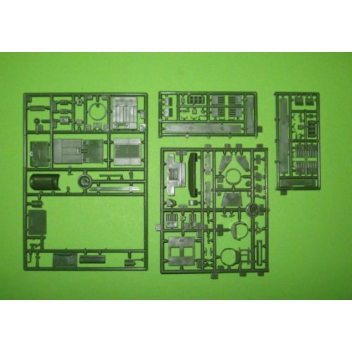 Бронетехніка та артилерія 105-mm самохідна гаубиця M7B2