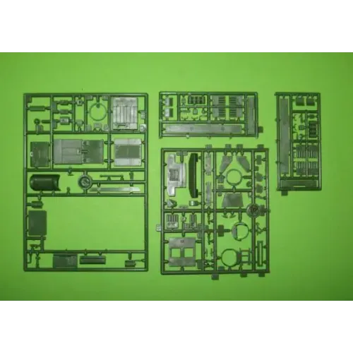 Бронетехніка та артилерія 105-mm самохідна гаубиця M7B2
