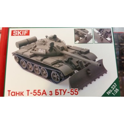 Бронетехника и артиллерия Танк Т-55 А с БТУ-55 1:35