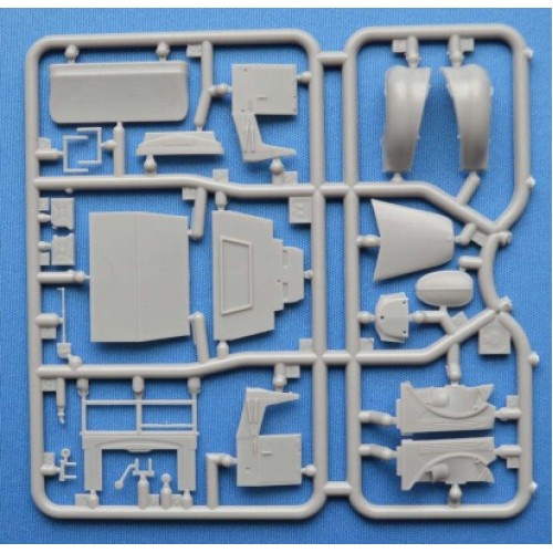 Авто-мото Збірна модель 1:72 Німецький вантажний автомобіль G917T 3т (м'яка кабіна) ACE 72575