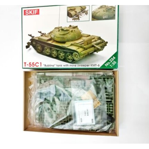Бронетехніка та артилерія Збірна модель 1:35 Танк Т-55С1 SKIF MK224