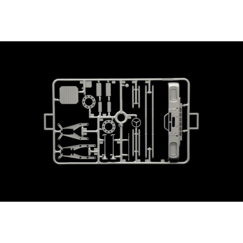 Авто-мото Збірна модель 1:24 Вантажний автомобіль : тягач Mercedes-Benz 2238 6x4 Italeri 3943