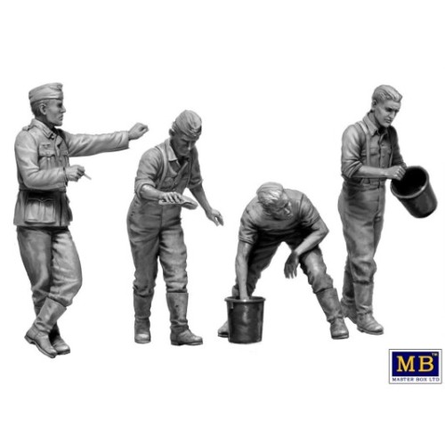 Фігури та мініатюри Збірна модель 1:35 Фігури німецькі водії часів Другої світової та собака МастерБокс 35237