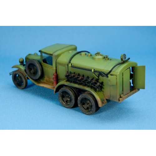 Авто-мото Збірна модель 1:35 Паливозаправник БЗ-38 зр. 1939 р. MiniArt 35158